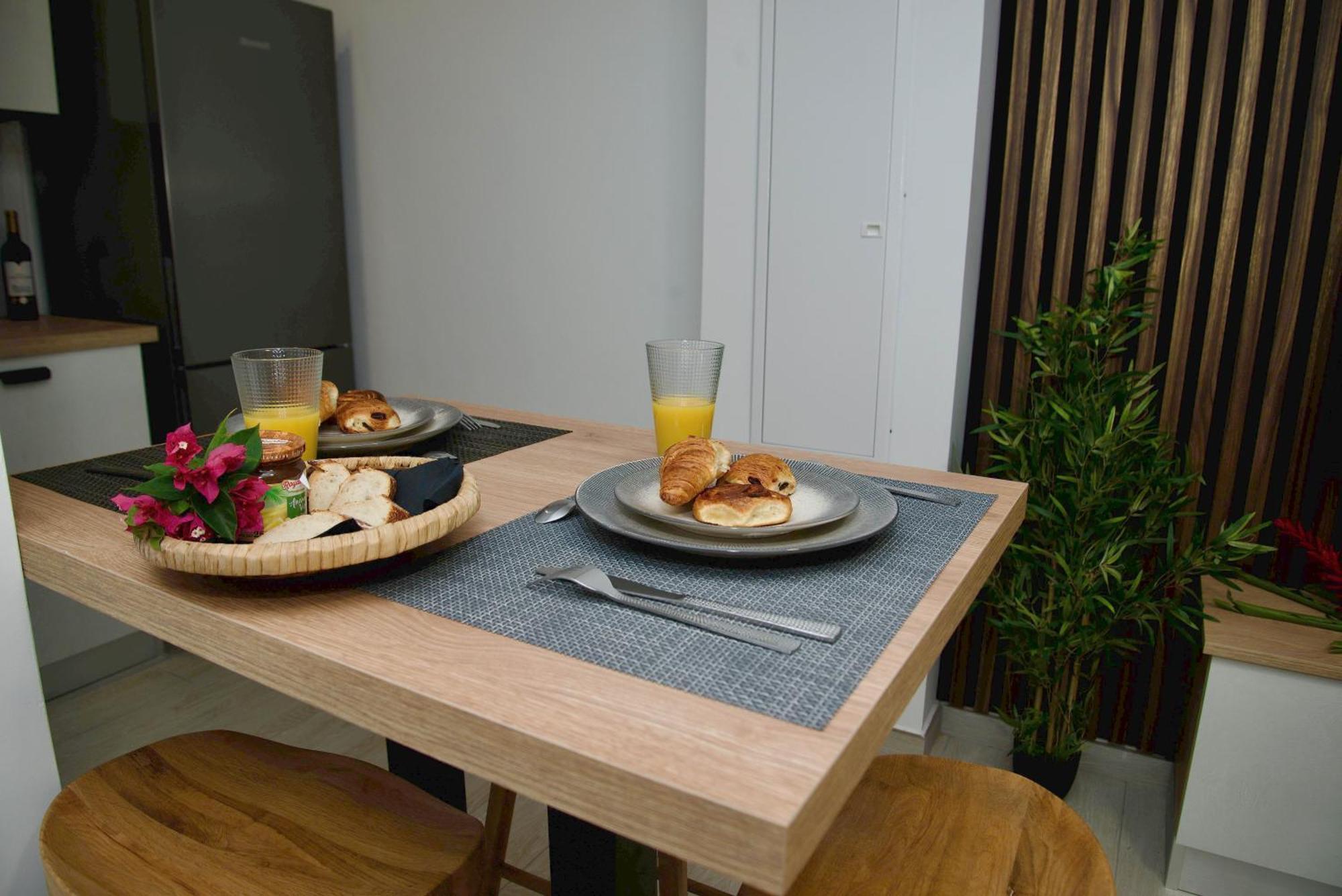 Chez Nathalie Et Jean Hugues Apartment Le Onzieme Екстериор снимка